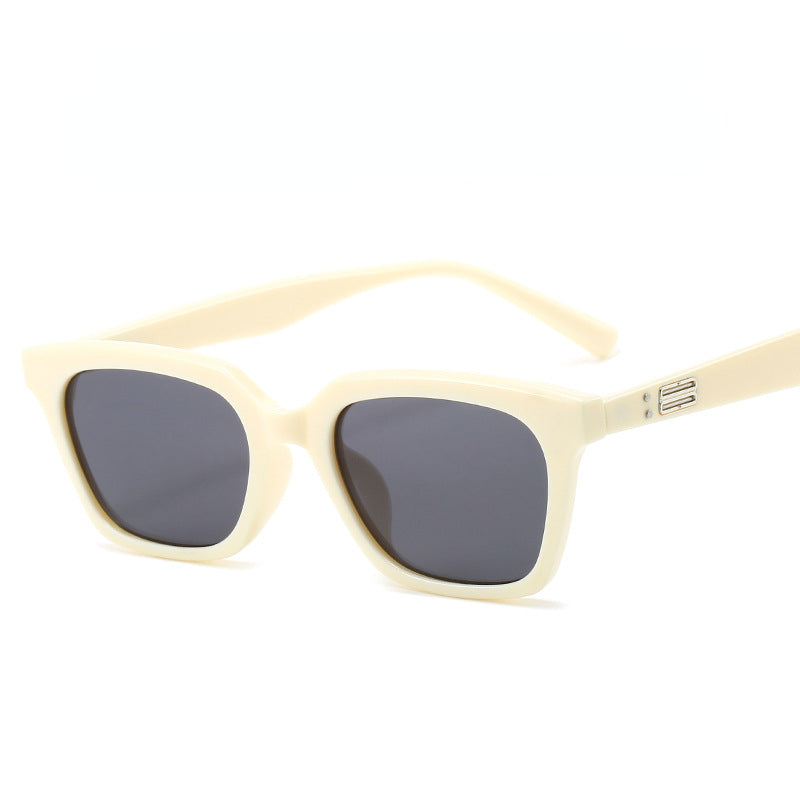 Wholesale Small Frame Rice Nail Cat Eye Square PC Sunglasses